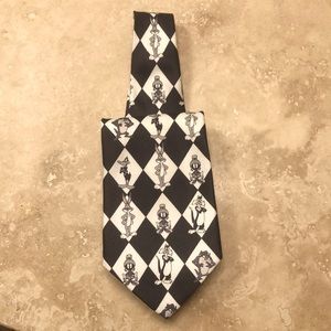 Looney Tunes Warner Bros. Checkered Black & White 4” Tie- EUC